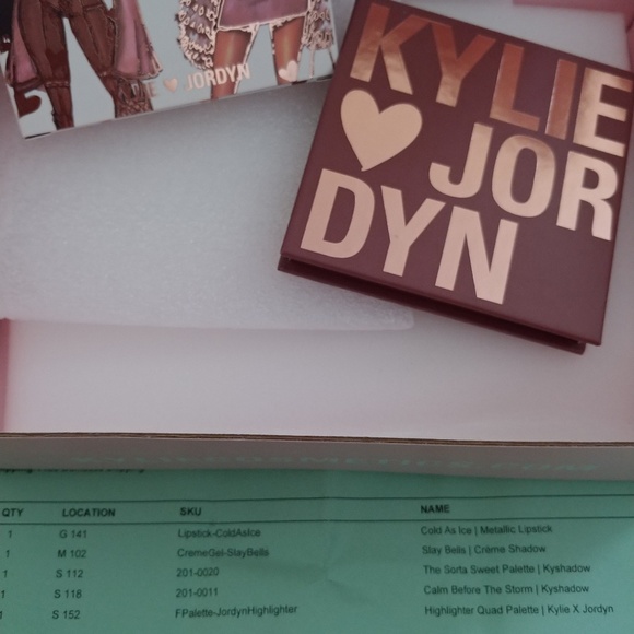 💗NWT Kylie X Jordyn Highlighter - Picture 5 of 7